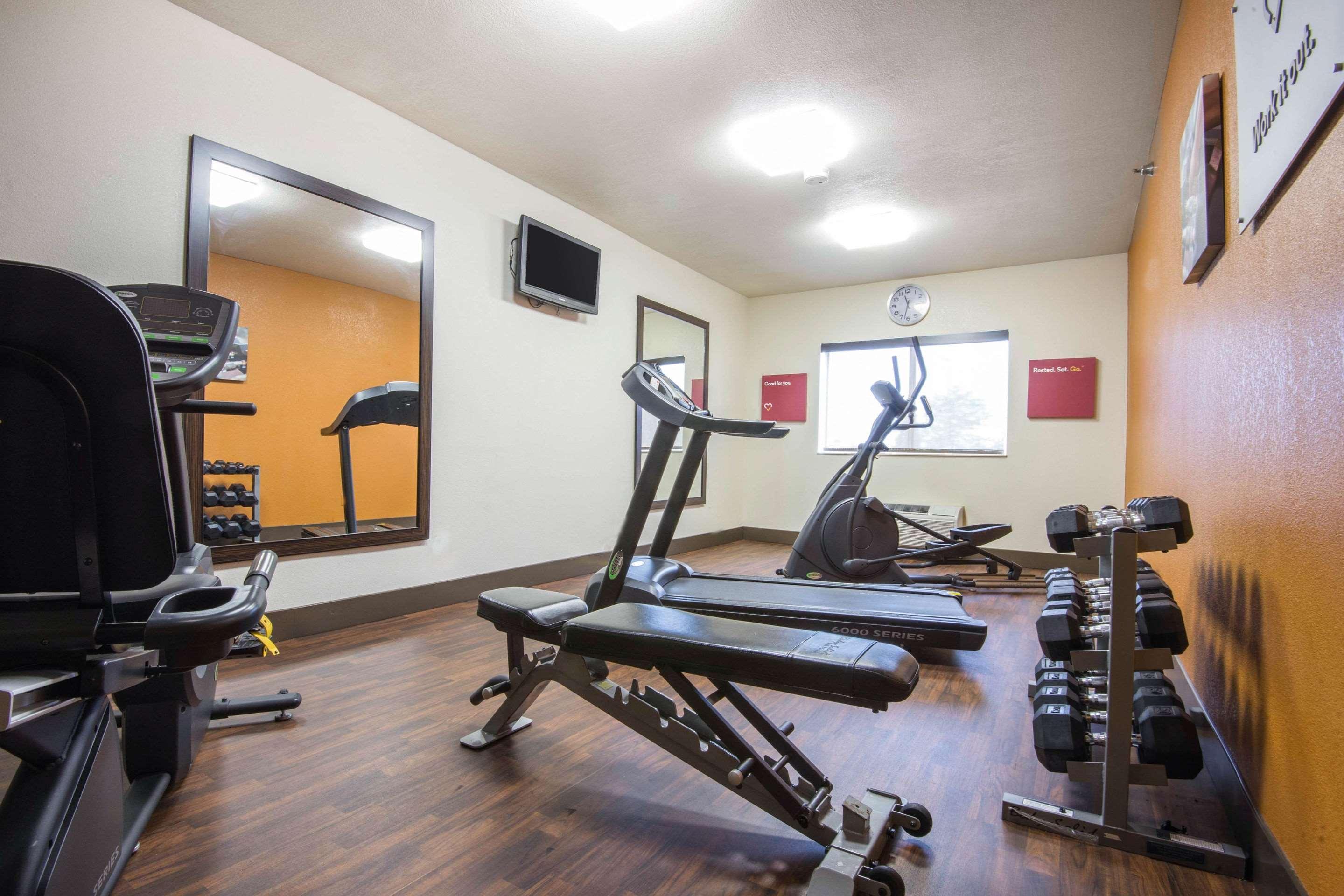 Comfort Suites Rochester Henrietta University Area Екстериор снимка
