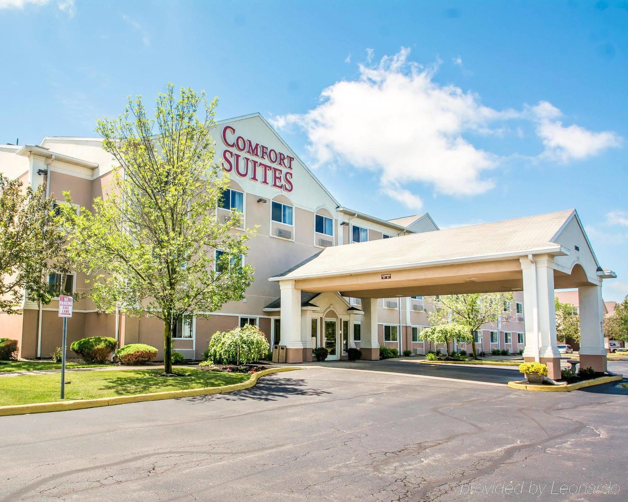 Comfort Suites Rochester Henrietta University Area Екстериор снимка